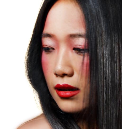 INCURABLE ROMANTIQUE